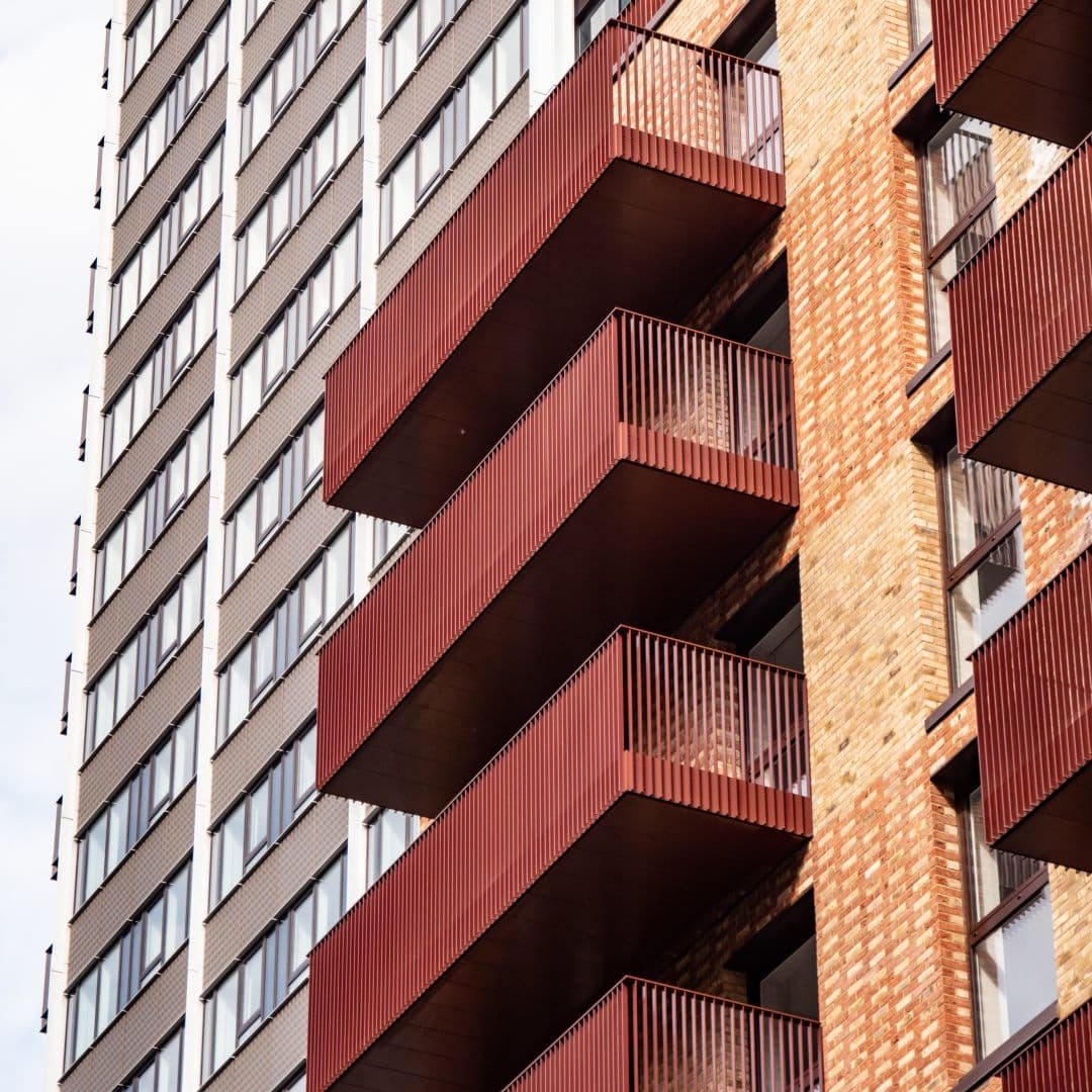 Vertical Bar Red Vertical Bar Red